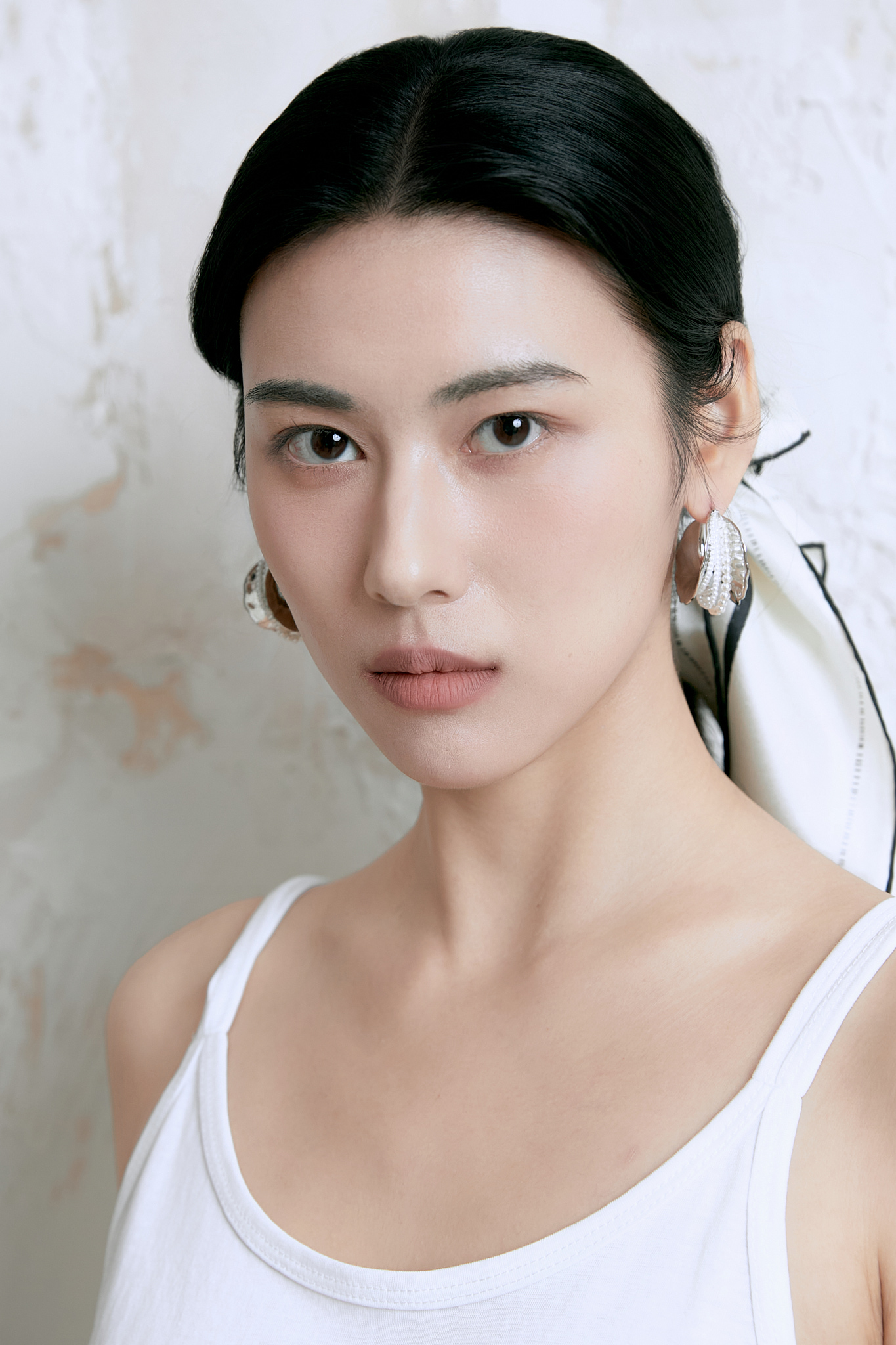 韋紫薇 170 83-60-90