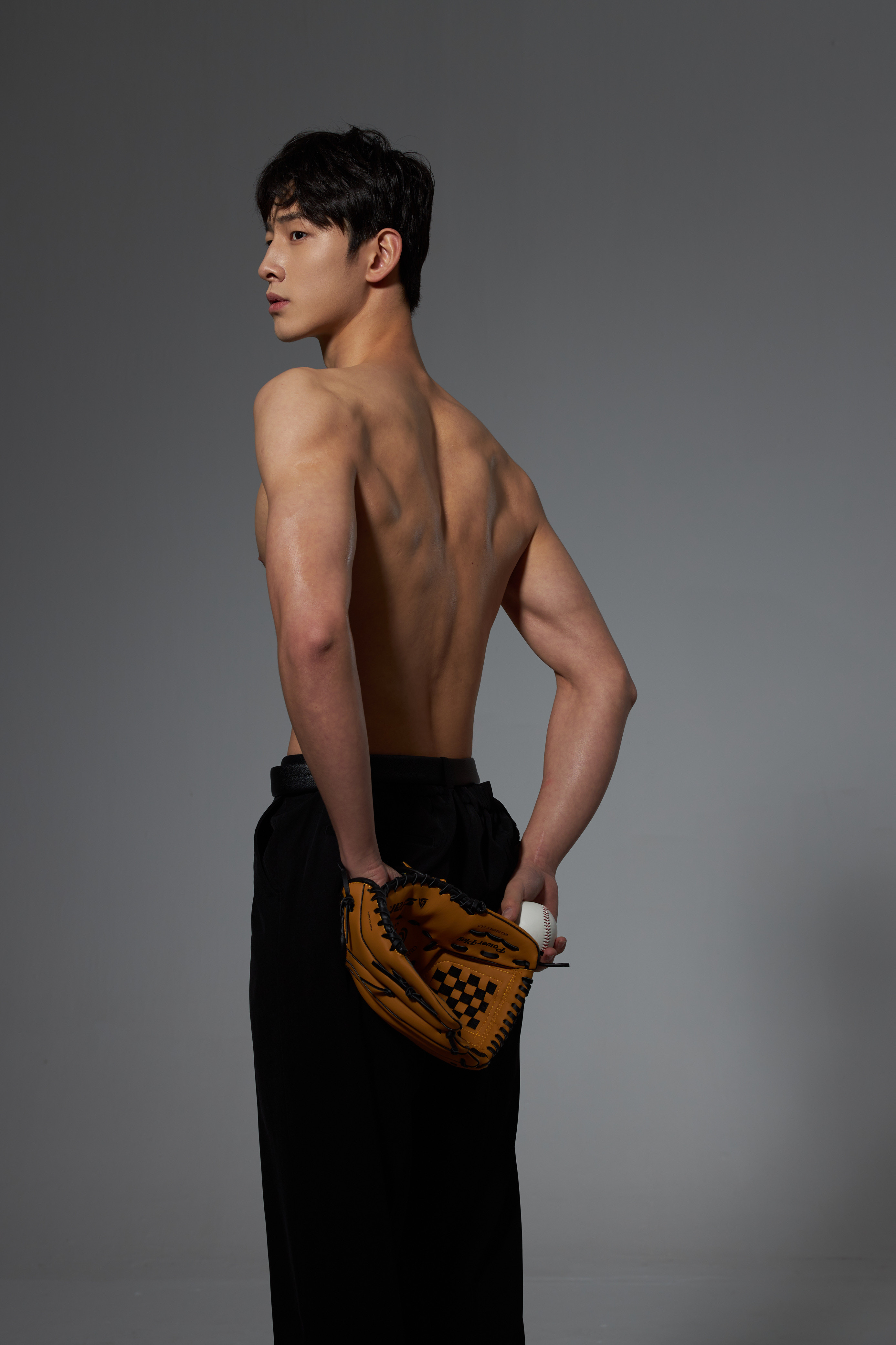 席育鵬 188 96-79-99