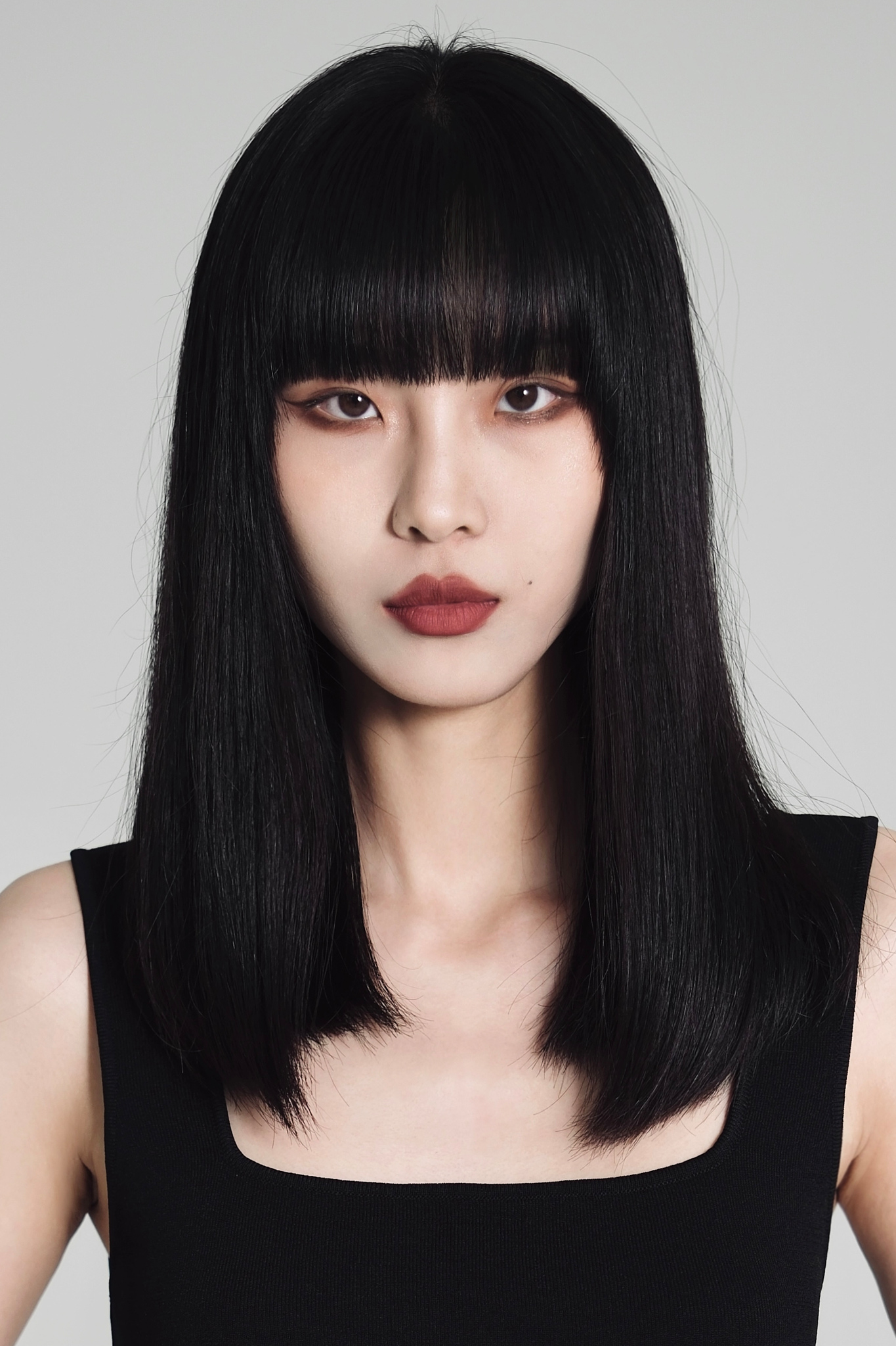 鄭婭楠 176 78-60-88